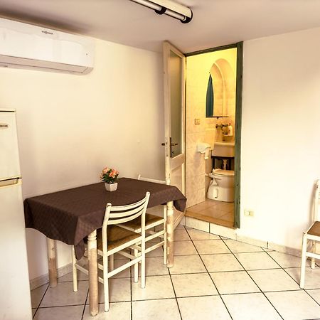 Camurria Apartments Giardini Naxos Bagian luar foto